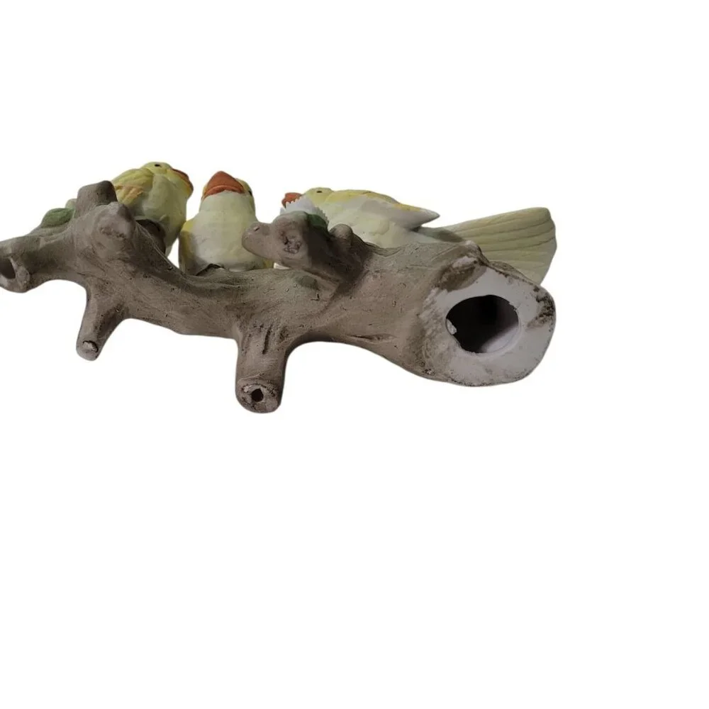 Royal Crown Birds on a Log Figurine Yellow Saffron Finch Vintage Chicks Baby - Picture 7 of 9